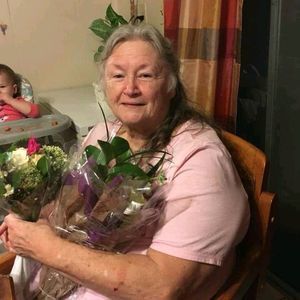 Meet your Posher, Connie